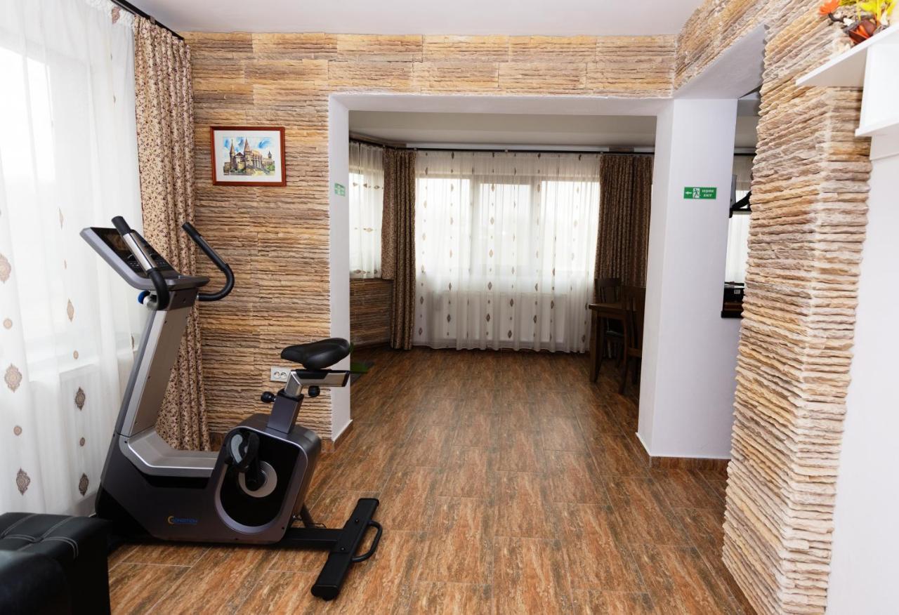 Stejarul Lui Andrei Hotel Izvoarele  Buitenkant foto